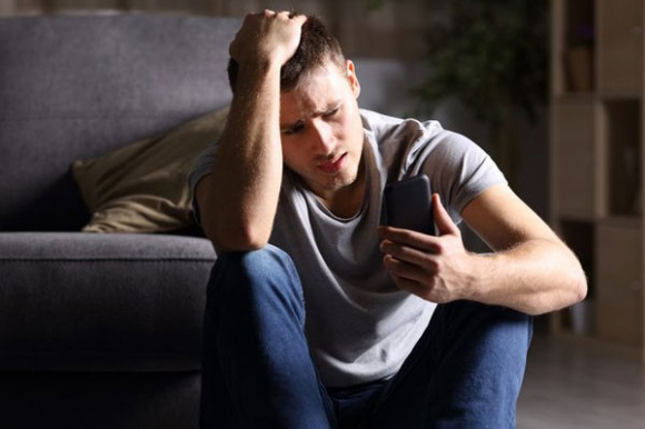 1 Bi Ngo Lo Chang Trai Bang Hoang Phat Hien Ban Gai Minh La Dan Ong Sau 2 Nam Yeu Say Dam