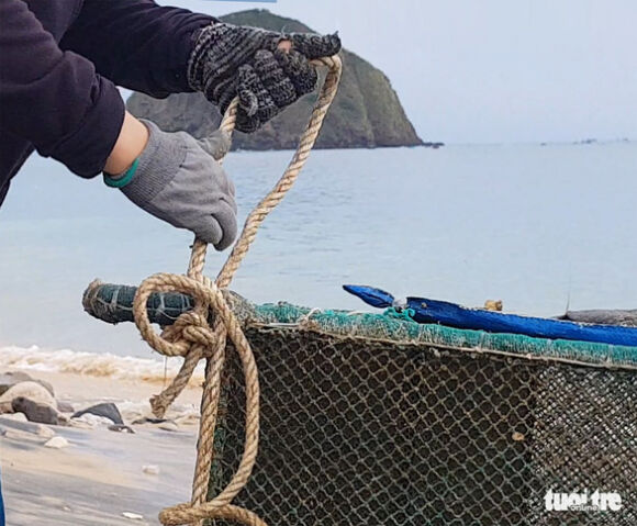 7 Dan Phu Yen Hoi Ha Vot Ca Trieu Con Tom Hum Giong Chay Bao So 4