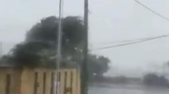 2 Bao Noru Giat Tren Cap 17 Tai Tam Bao Da Nang Mua Lon Ly Son Noi Song Gio