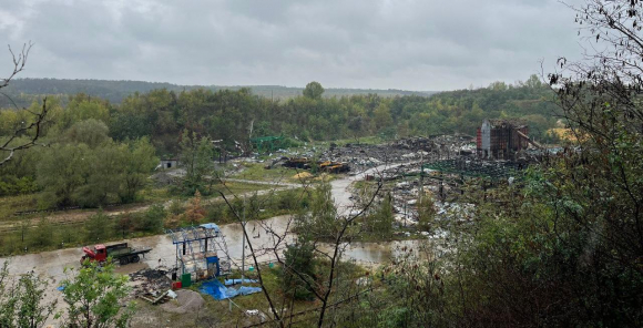 2 Phao Phan Luc Himars Ukraine Tap Kich Pha Huy Kho Dan Lon Tai Kharkiv