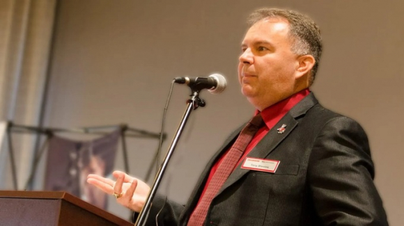 1 Pho Chu Tich Cao Cap Apple Bi Sa Thai Vi Mot Cau Noi Dua Tren Tiktok