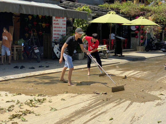 6 Pho Co Hoi An Ngon Ngang Bun Dat Sau Bao Noru
