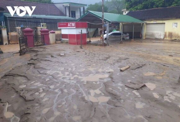 3 Ban Lang Tan Hoang Sau Tran Lu Quet Chua Tung Co Trong Lich Su O Nghe An