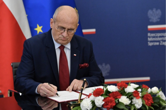 1 Ba Lan Yeu Cau Duc Boi Thuong 13 Nghin Ty Usd