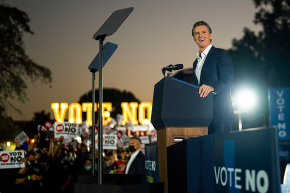 1 California Cong Nhan Tet Am Lich La Ngay Le Cua Bang