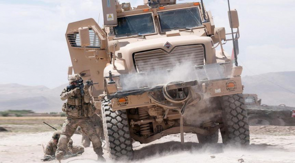 3 My Cung Cap 200 Thiet Giap Khung Maxxpro Cho Ukraine