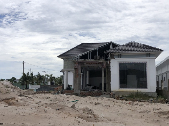 4 Nong Chu Cua 5679 Can Biet Thu Vo Chu O Phu Quoc Lo Dien