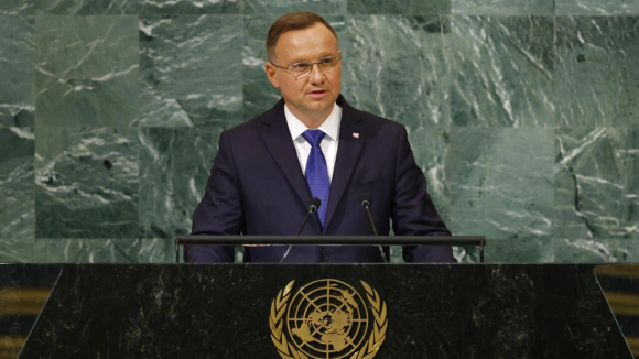 1 Ba Lan De Nghi My Dat Vu Khi Hat Nhan Tren Lanh Tho Cua Minh