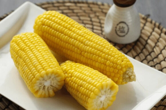 2 Nguoi Dan Ong U60 Nhung Mach Mau Tre Nhu 30 Bi Quyet Chinh La 4 Mon Ma Bac Si Cung Khen