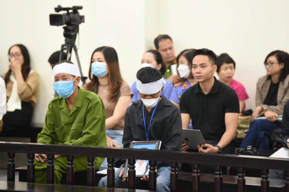 3 Vu Dong Dinh Vao Dau Be Gai Luat Su De Nghi Xet Dau Hieu Toi Pham Voi Nguoi Me