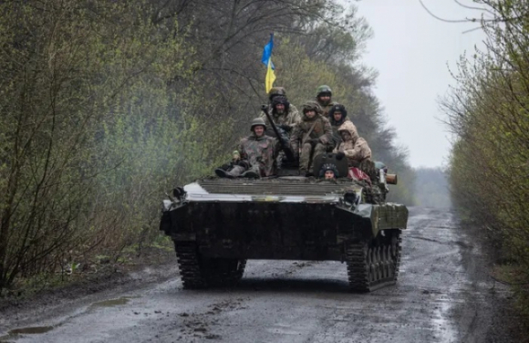 2 Cong Ty Cua Ty Phu Musk Doi Lau Nam Goc Tra Tien Cho Dich Vu O Ukraine