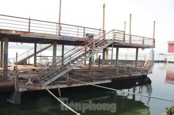 3 Thuyen Noi Nha Noi Mat My Quan Do Thi Duoc Di Chuyen Ra Khoi Ho Tay