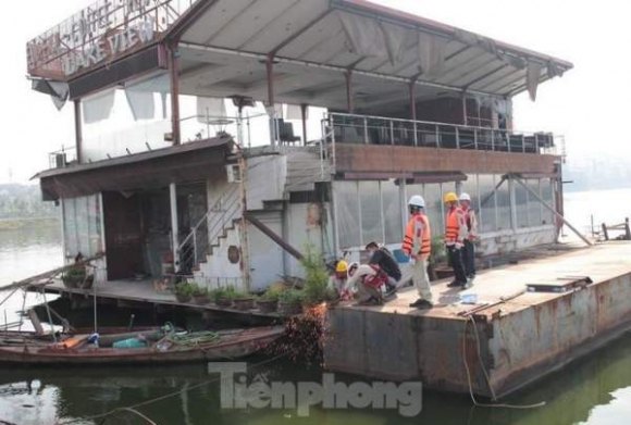 8 Thuyen Noi Nha Noi Mat My Quan Do Thi Duoc Di Chuyen Ra Khoi Ho Tay