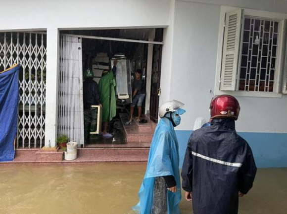 9 Lu Bua Vay Nhieu Tuyen Duong Tp Hue Ngap Sau Di Doi Dan Vung Nguy Hiem