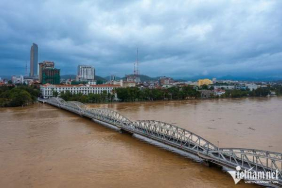 11 Hue Chim Trong Bien Nuoc Nhin Tu Bau Troi