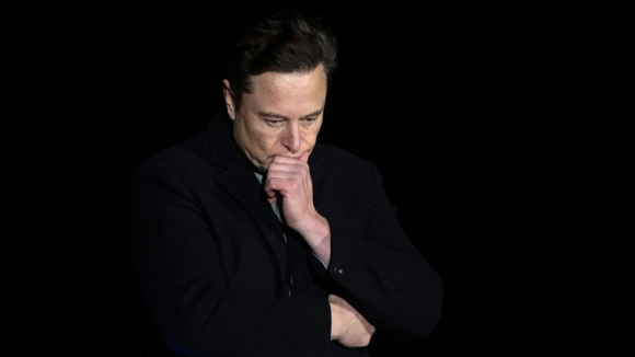 1 Ti Phu Elon Musk Khuay Dao Chinh Gioi