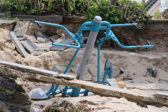 2 Sau Lu Lich Su Bai Bien Da Nang Tan Hoang