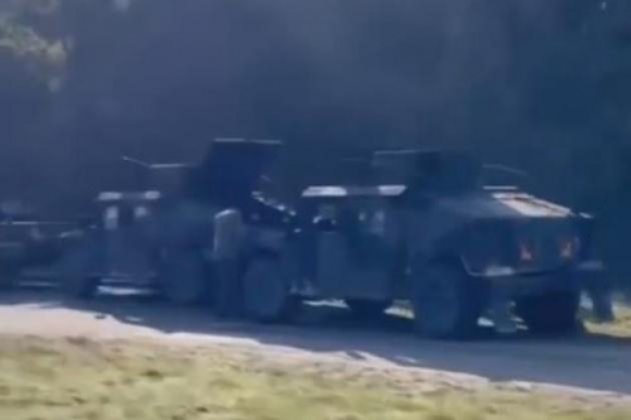 2 Hinh Anh Ukraine Nhan Loat Thiet Giap Humvee My