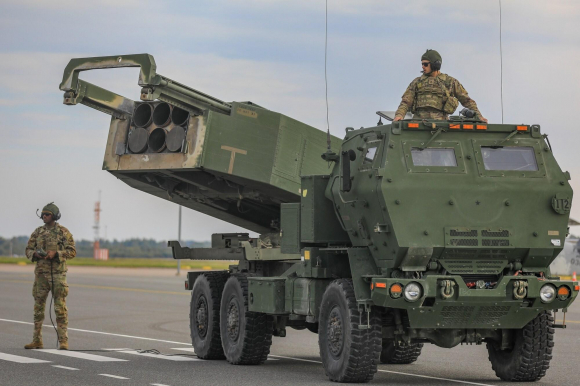 1 Ukraine Dieu Dong Hang Loat To Hop Himars Toi Bien Gioi Belarus