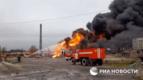 1 Lua Bung Len Tai Kho Dau Do Luc Luong Than Nga Kiem Soat O Donetsk
