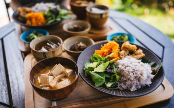 Người sống tới trăm tuổi ở Nhật Bản, Hy Lạp đều ăn 7 thực phẩm này, 3 loại ở Việt Nam rẻ hều