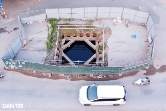 3 Ha Noi Ma Tran Lo Cot Rao Chan Tren Duong Vu Trong Khanh