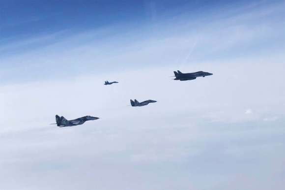 1 Ukraine Keu Goi Dong Cua Bau Troi Sau Vu Tap Kich O At Cua Nga