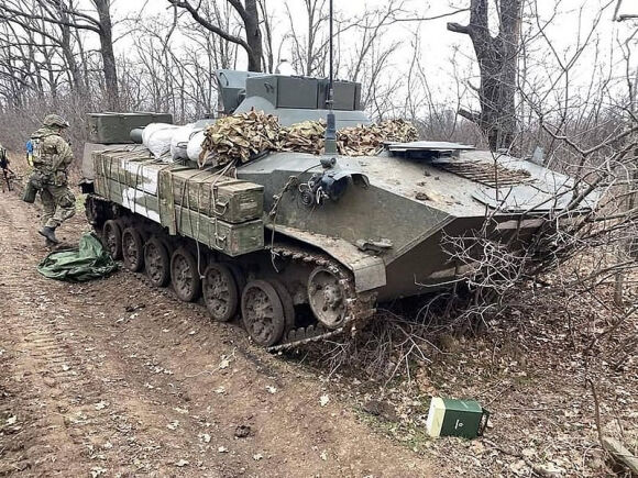 1 Ukraine Thu Giu Xe Chi Huy Hoa Luc Hiem Gap Cua Nga O Kherson