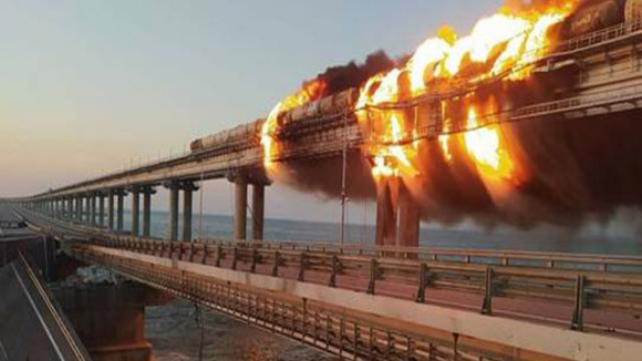 2 Ukraine Tuyen Bo Co The Tien Vao Crimea Trong Thang 12