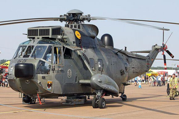 1 Toan Tinh Bi An Cua Anh Khi Giao Truc Thang San Ngam Ws 61 Sea King Cho Ukraine