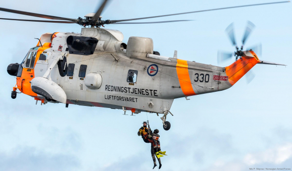 3 Toan Tinh Bi An Cua Anh Khi Giao Truc Thang San Ngam Ws 61 Sea King Cho Ukraine