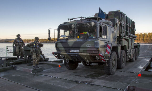 1 Ukraine Keu Goi Duc Trien Khai Ten Lua Patriot Tren Lanh Tho