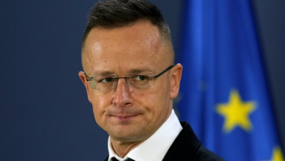 1 Bat Ngo Hungary Trong Vong Xoay Ap Gia Tran Dau Nga