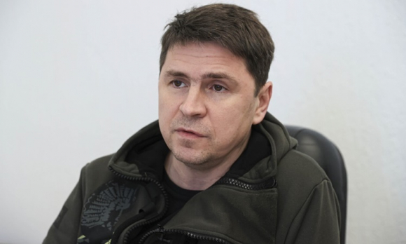 1 Ukraine Mia Mai Ty Phu Elon Musk