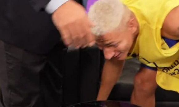 3 Tien Dao Brazil Khoc Khi Gap Ronaldo Nazario