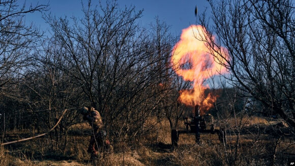 1 Nga Tan Cong Mien Dong Ukraine Cung Luc Tt Putin Vui Mung Ve Viec Chiem Dat