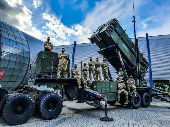 1 Lau Nam Goc Chuan Bi Gui He Thong Ten Lua Patriot Cho Ukraine