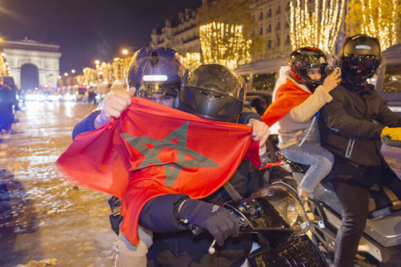 2 Cdv Phap Di Bao Sau Tran Thang Morocco