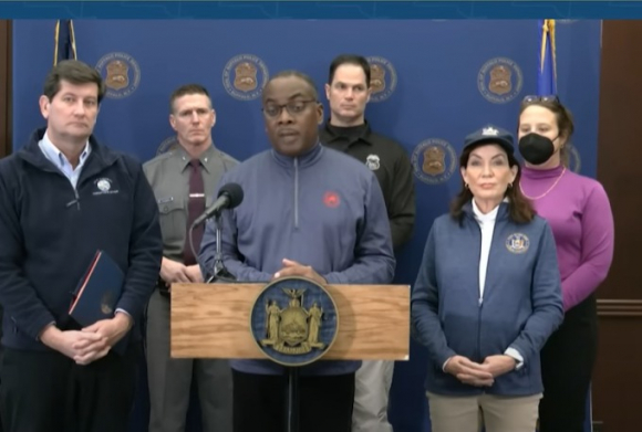 1 Thi Truong My Phan No Vi Nan Hoi Cua Giua Bao Tuyet