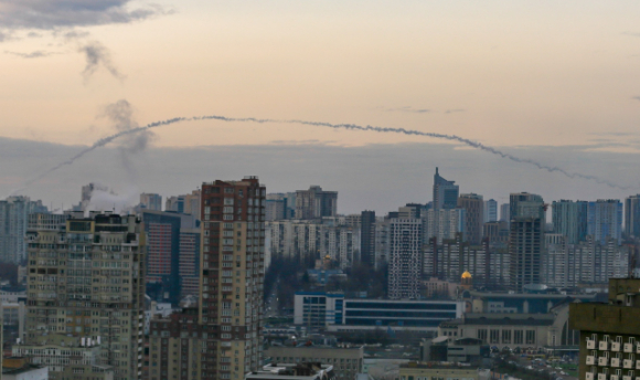 1 Nga Phong 120 Ten Lua Trong Cuoc Tan Cong Lon Nhat Nhieu Tuan Qua Vao Ukraine