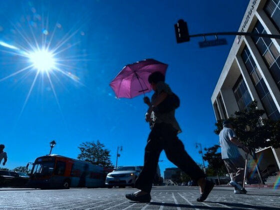 1 Duc Trai Qua Nam Nang Nong Han Han Ky Luc