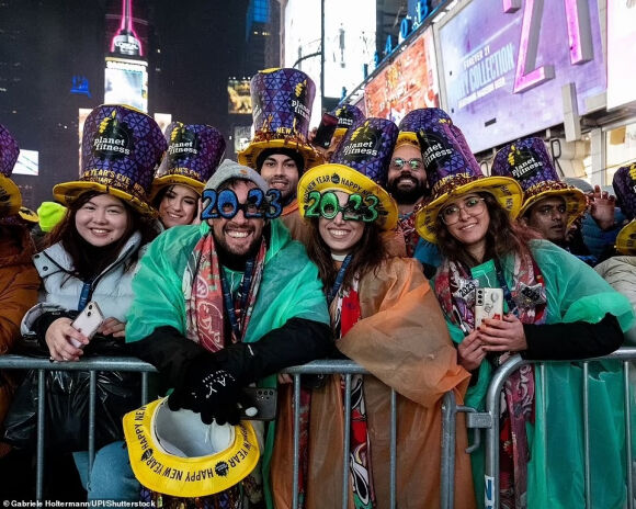 2 Chen Chan Chat Kin O Noi Don Nam Moi Tuyet Voi Nhat The Gioi