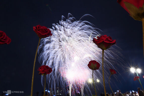 3 Phao Hoa Chao Nam Moi Tren Bau Troi Tp Hcm