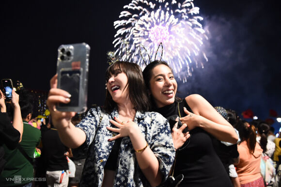 4 Phao Hoa Chao Nam Moi Tren Bau Troi Tp Hcm