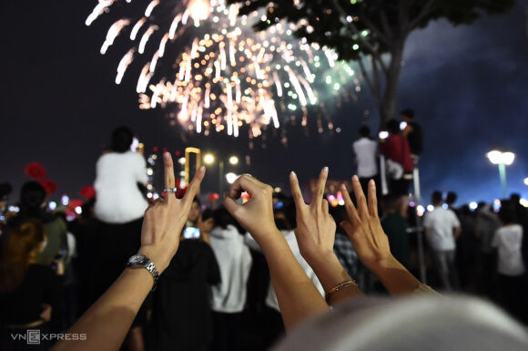 5 Phao Hoa Chao Nam Moi Tren Bau Troi Tp Hcm