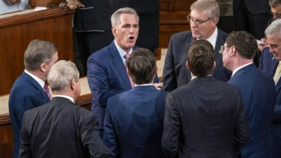 1 Bau Chu Tich Ha Vien My 5 Vong Bo Phieu That Bai Phe Pha Phieu Dang Choi Chieu Doc