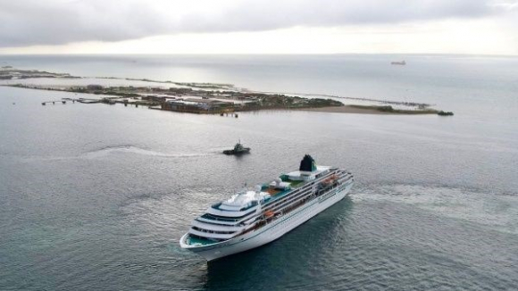 2 Venezuela Don Du Thuyen Chau Au Dau Tien Sau 15 Nam