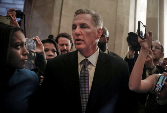 1 Ha Vien My Van Be Tac Sau 10 Vong Bo Phieu