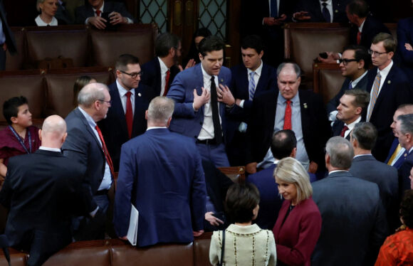 2 Ha Vien My Van Be Tac Sau 10 Vong Bo Phieu