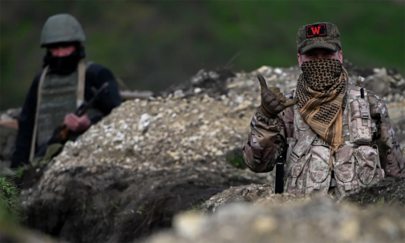 1 My Noi Linh Danh Thue Nga De Mat Toi Mo Khoang Gan Bakhmut